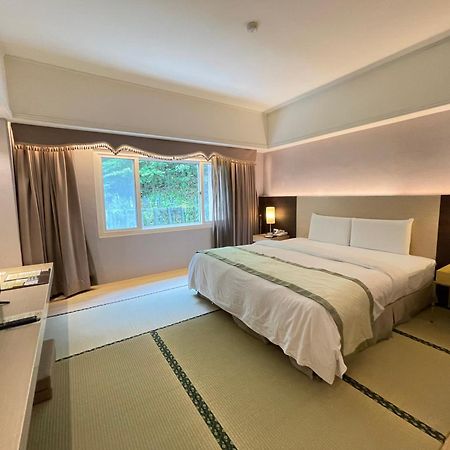 Hoya Hot Springs Resort & Spa Wenquan Екстериор снимка