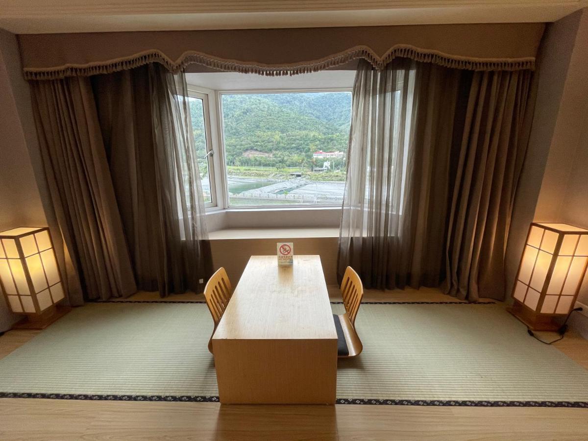 Hoya Hot Springs Resort & Spa Wenquan Екстериор снимка