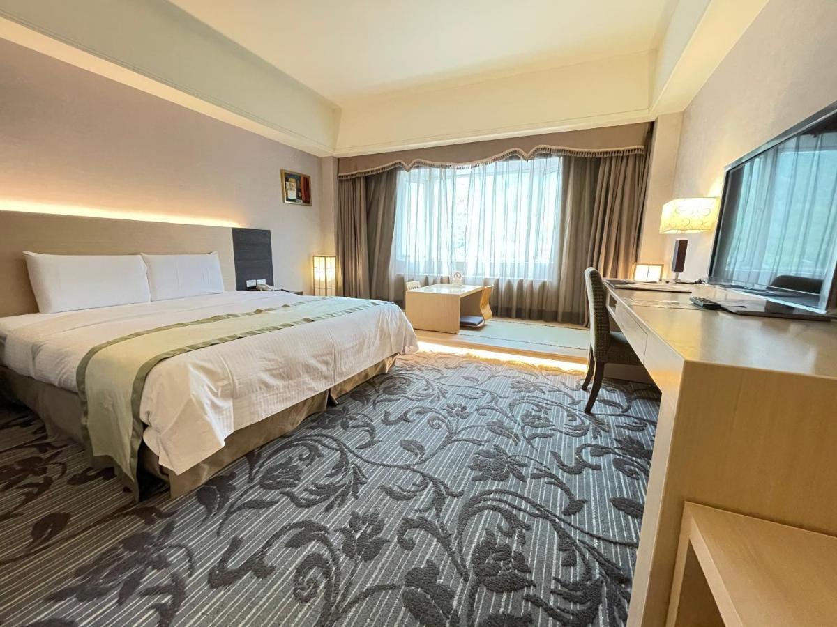 Hoya Hot Springs Resort & Spa Wenquan Екстериор снимка