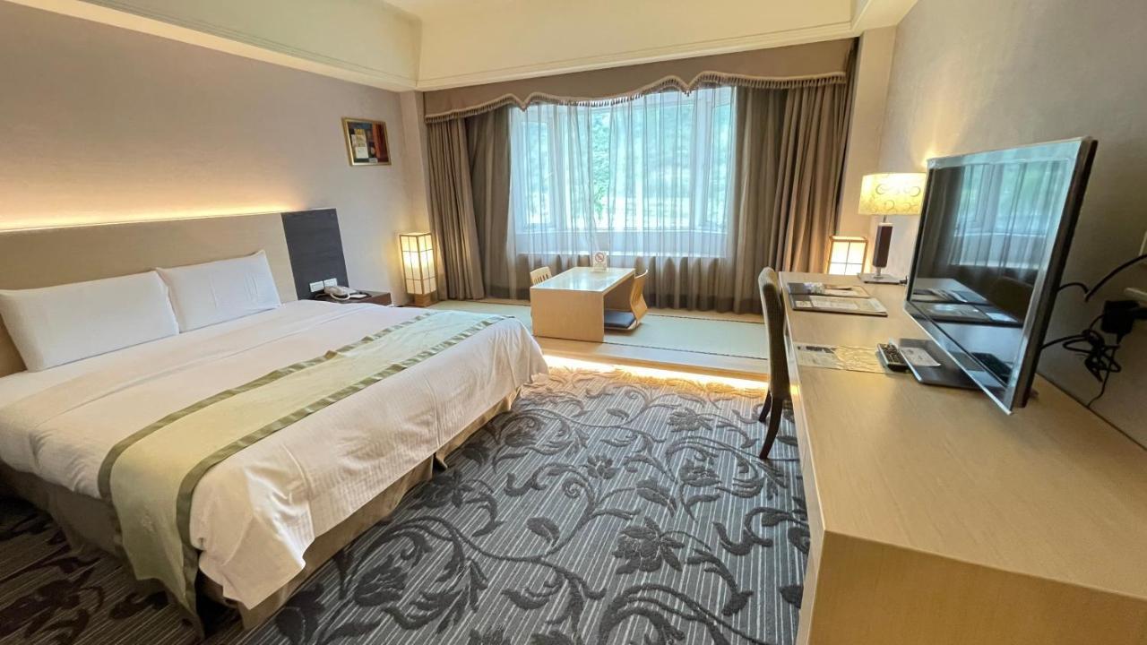 Hoya Hot Springs Resort & Spa Wenquan Екстериор снимка