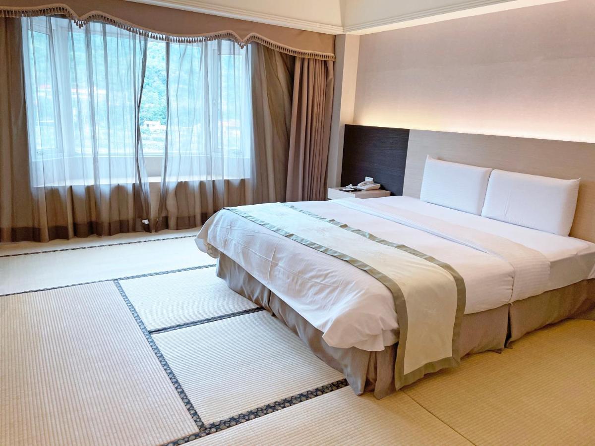 Hoya Hot Springs Resort & Spa Wenquan Екстериор снимка
