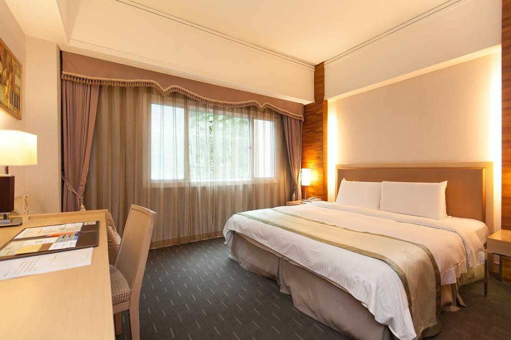 Hoya Hot Springs Resort & Spa Wenquan Екстериор снимка