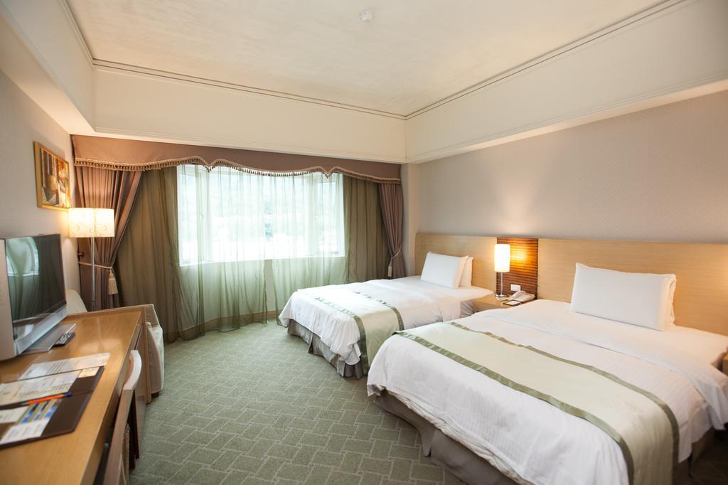 Hoya Hot Springs Resort & Spa Wenquan Екстериор снимка